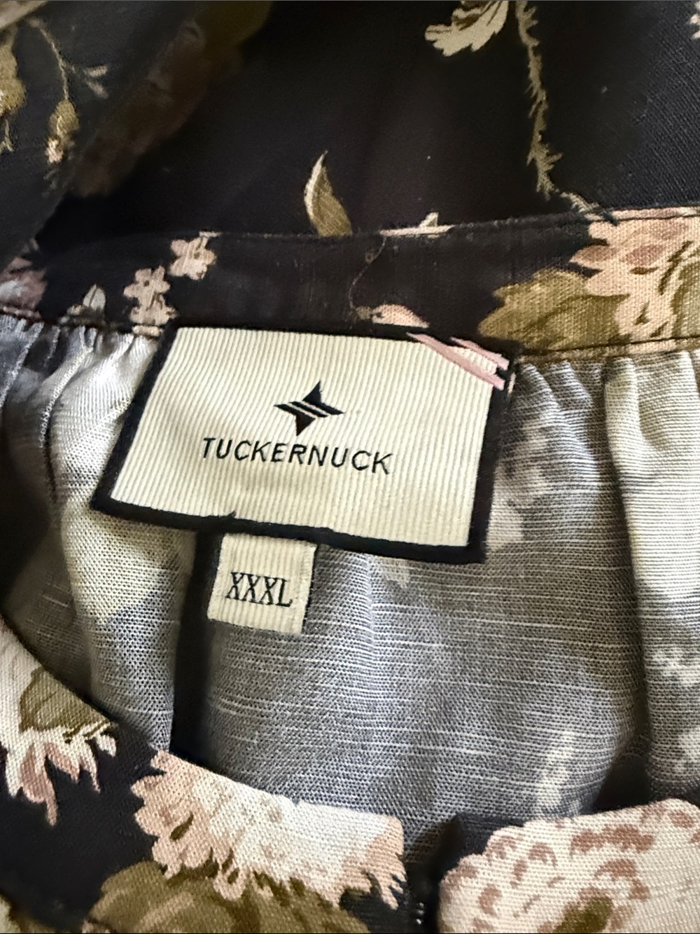 Tuckernuck Midnight Garden Lyles Tiered Dress Size Medium Puffy Sleeves - Picture 4 of 4